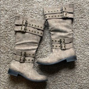 Women’s boots